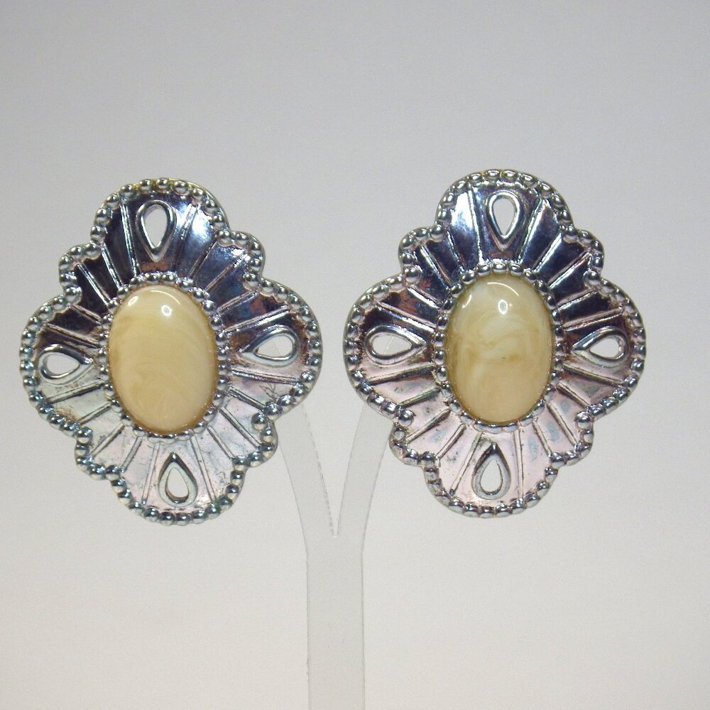 Avon Silvery Sands Pierced Earrings Vintage 1990 Silver Tone Peach Silverplated
